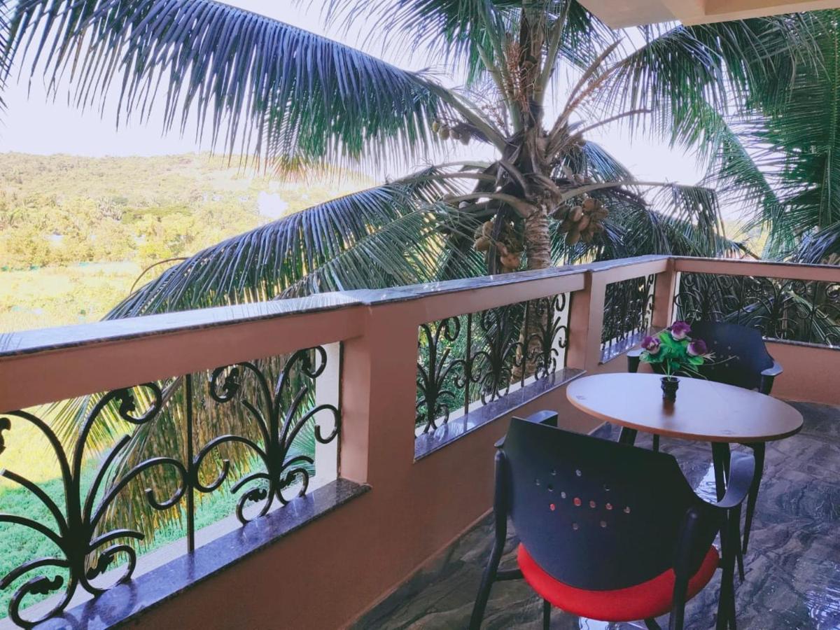 The Narrow Way Edward Guest House Candolim Buitenkant foto